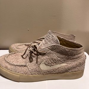 Stefan Janoski Mid top crafted SB size 12